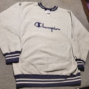 Vintage Champion Reverse Weave Sweatshirt Mens Large Gray Purple Spellout USA